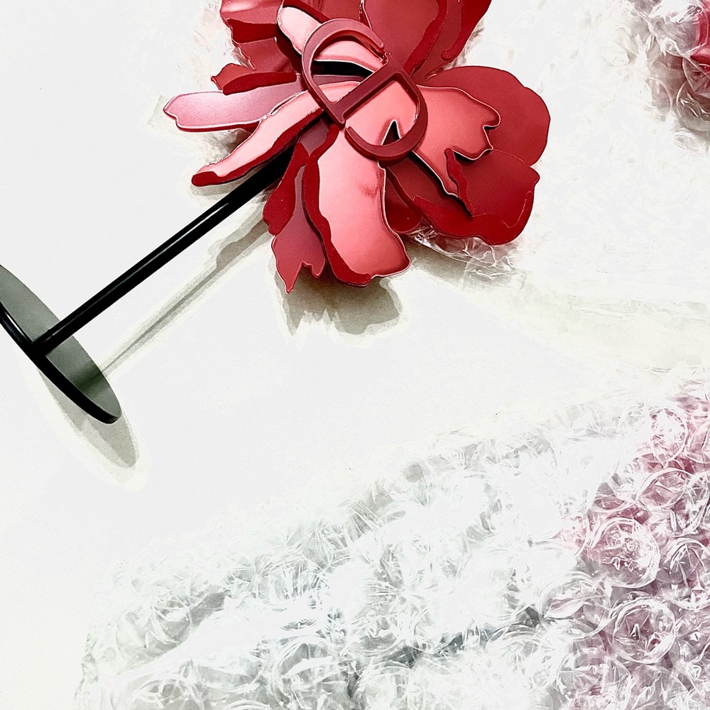 Christian Dior CD red flower decor